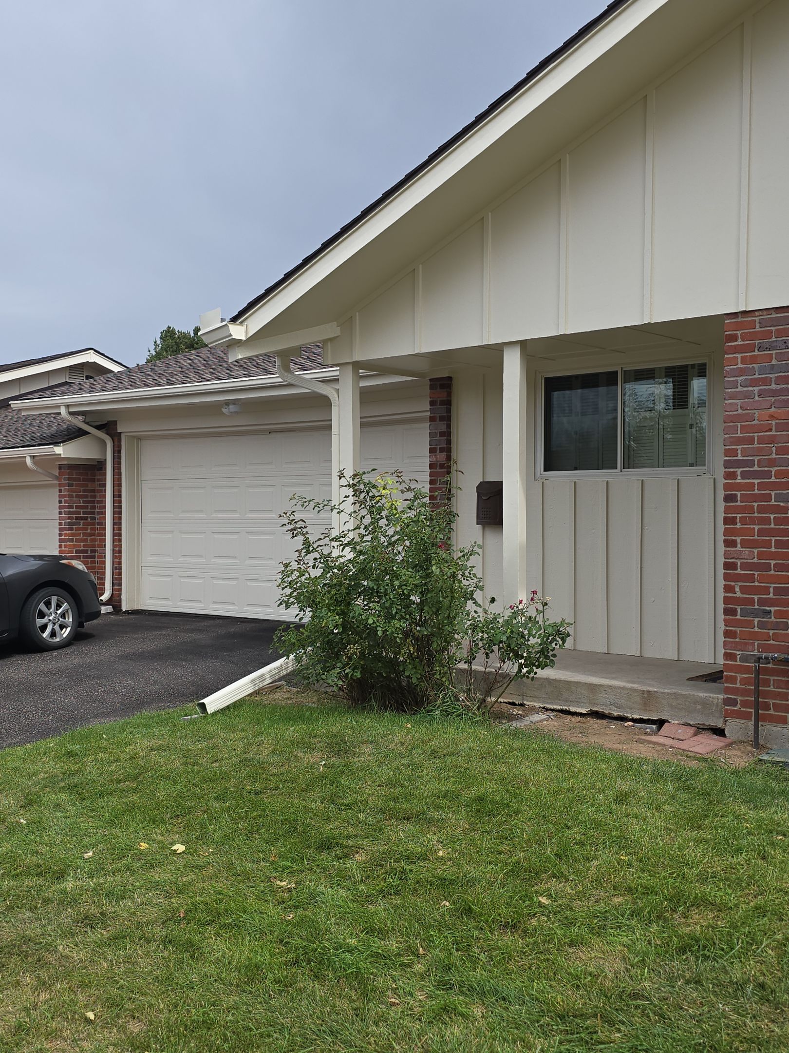 Restoring Beauty: Casa Blanca Makeover for This Duplex
